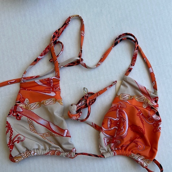 New GUESS Bikini Woman String Bandea SZ M - Picture 2 of 4